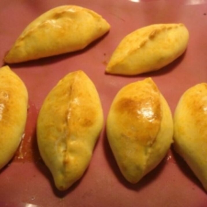 サルティーニャ風　惣菜パン